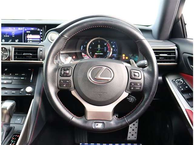 レクサス ＩＳ２００ｔ Ｆスポーツ H29年 (関東) 99