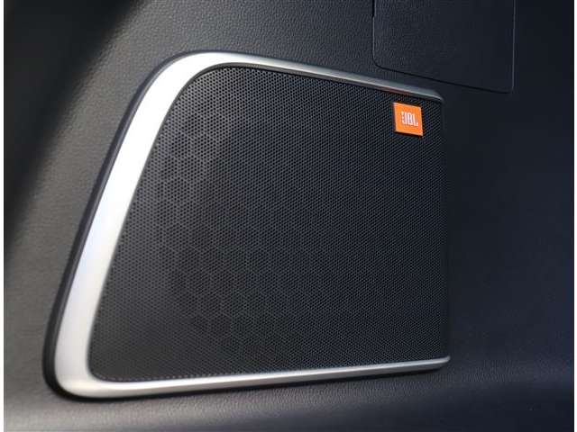 トヨタ ハリアー ２．０ Ｚ R4年 (関東) 99