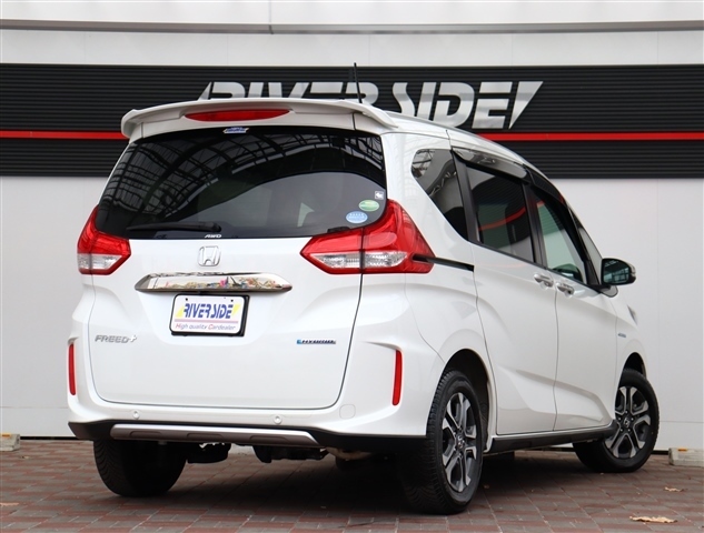 ホンダ フリード＋　ハイブリッド １．５ ハイブリッド Ｇ ホンダセンシング ４ＷＤ R1年 (関東) 99