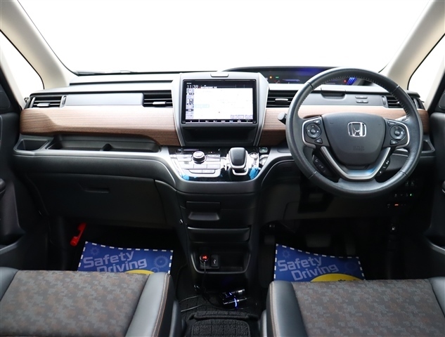 ホンダ フリード＋　ハイブリッド １．５ ハイブリッド Ｇ ホンダセンシング ４ＷＤ R1年 (関東) 99