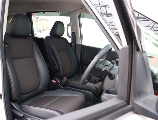 ホンダ フリード＋　ハイブリッド １．５ ハイブリッド Ｇ ホンダセンシング ４ＷＤ R1年 (関東) 99