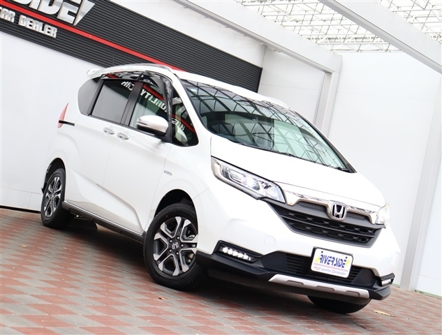 ホンダ フリード＋　ハイブリッド １．５ ハイブリッド Ｇ ホンダセンシング ４ＷＤ R1年 (関東) 99