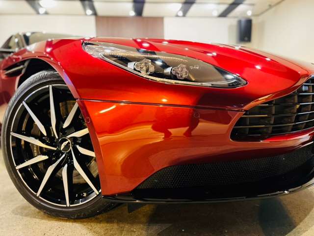 アストンマーティン ＤＢ１１ ローンチエディション H29年 (東海) 99