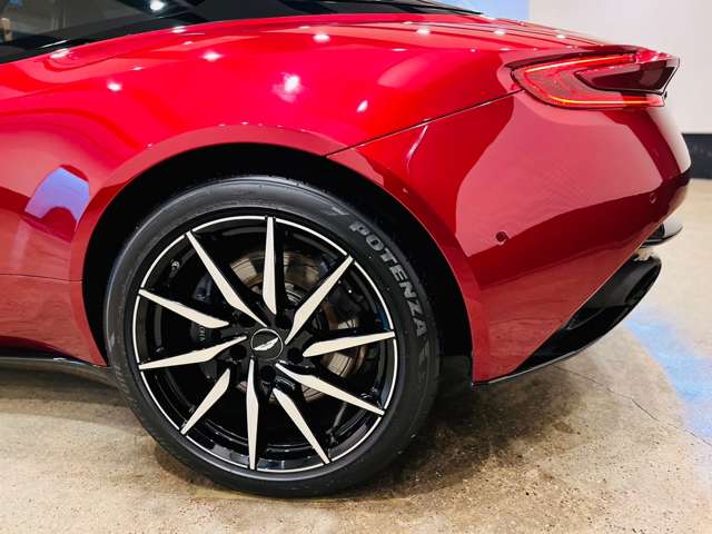 アストンマーティン ＤＢ１１ ローンチエディション H29年 (東海) 99