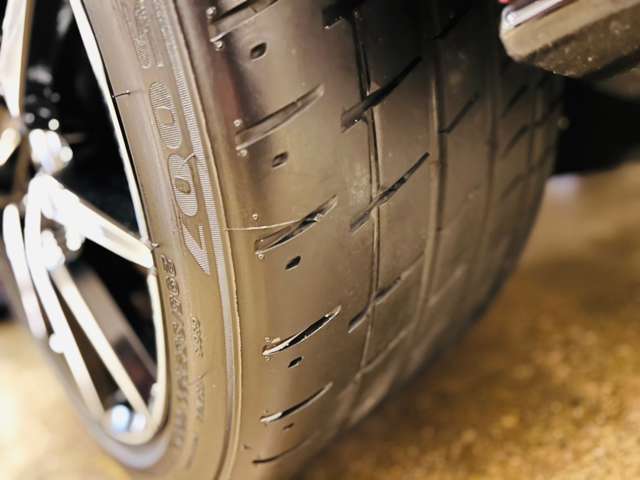 アストンマーティン ＤＢ１１ ローンチエディション H29年 (東海) 99