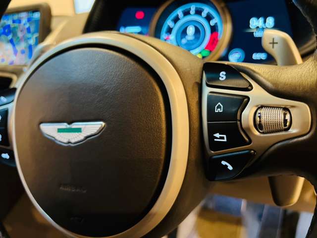 アストンマーティン ＤＢ１１ ローンチエディション H29年 (東海) 99