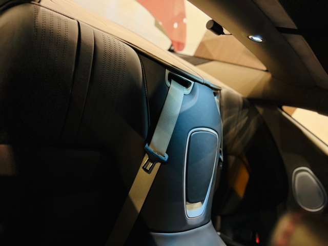 アストンマーティン ＤＢ１１ ローンチエディション H29年 (東海) 99