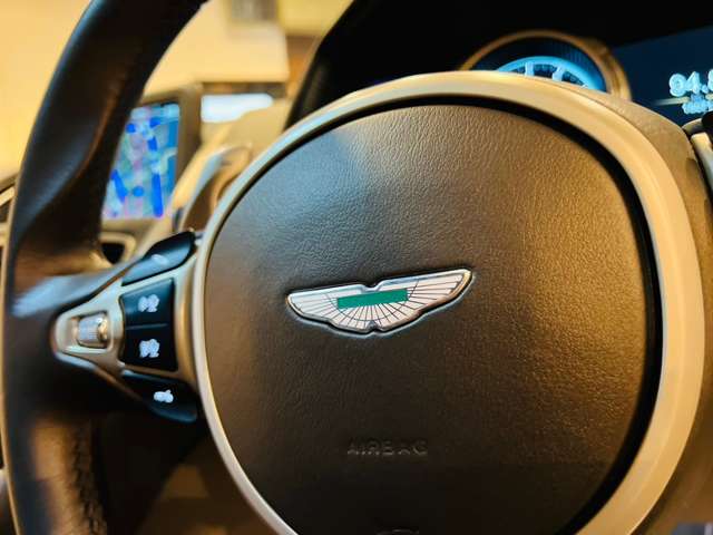 アストンマーティン ＤＢ１１ ローンチエディション H29年 (東海) 99