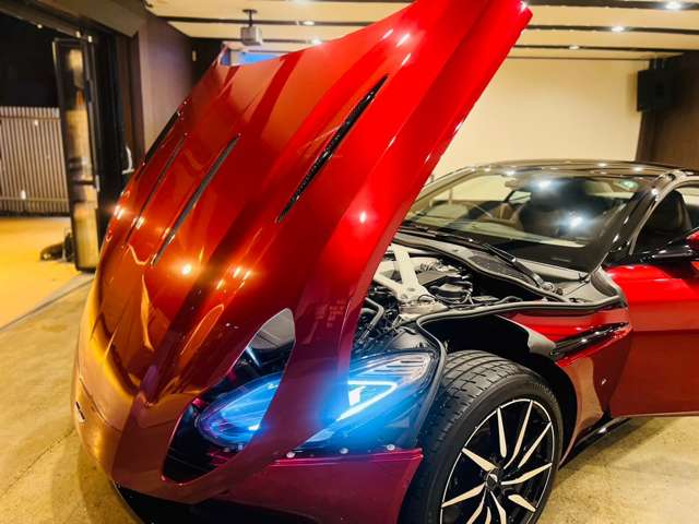 アストンマーティン ＤＢ１１ ローンチエディション H29年 (東海) 99