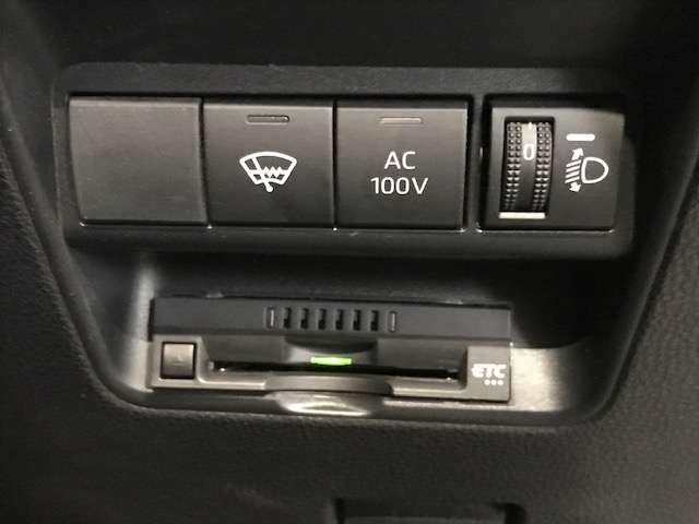 トヨタ アクア １．５ Ｚ Ｅ－ＦＯＵＲ ４ＷＤ R4年 (北海道) 99