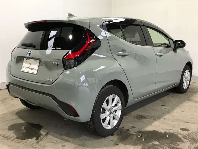 トヨタ アクア １．５ Ｚ Ｅ－ＦＯＵＲ ４ＷＤ R4年 (北海道) 99