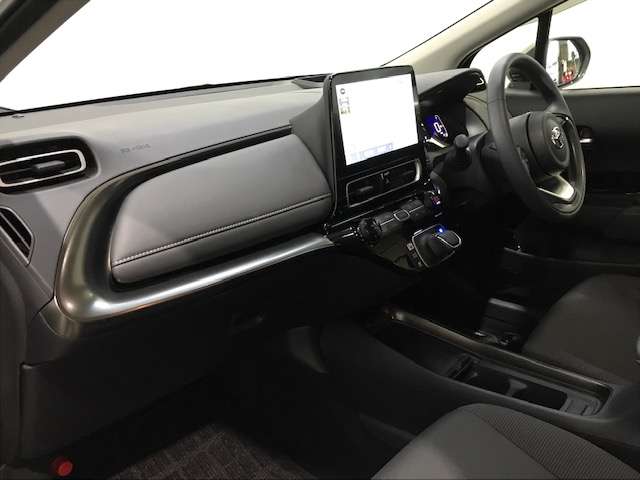 トヨタ アクア １．５ Ｚ Ｅ－ＦＯＵＲ ４ＷＤ R4年 (北海道) 99