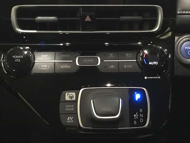 トヨタ アクア １．５ Ｚ Ｅ－ＦＯＵＲ ４ＷＤ R4年 (北海道) 99