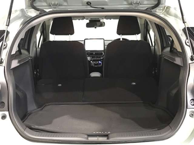 トヨタ アクア １．５ Ｚ Ｅ－ＦＯＵＲ ４ＷＤ R4年 (北海道) 99