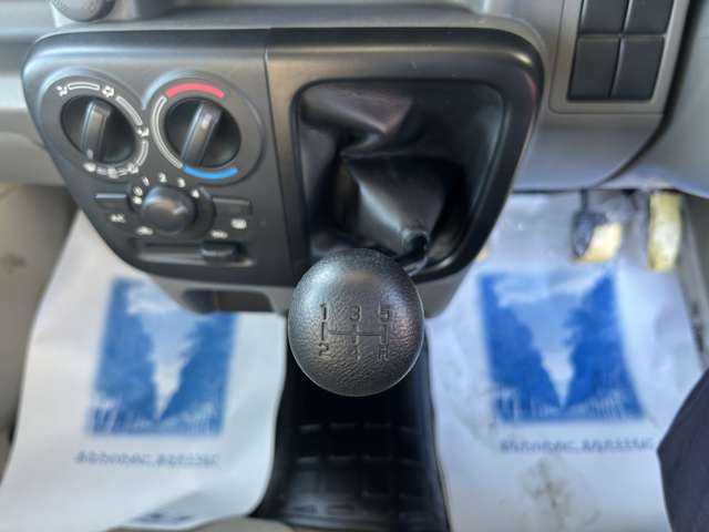 三菱 ミニキャブバン ６６０ Ｍ ハイルーフ ４ＷＤ R1年 (北海道) 99