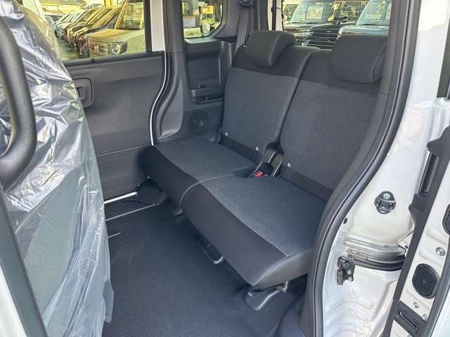 ホンダ Ｎ　ＢＯＸ カスタム ６６０ R7年 (東海) 99