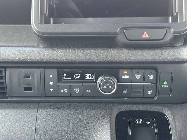 ホンダ Ｎ　ＢＯＸ カスタム ６６０ R7年 (東海) 99