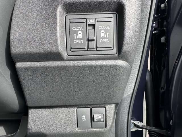 ホンダ Ｎ　ＢＯＸ カスタム ６６０ ターボ R6年 (東海) 99