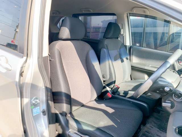 ホンダ フリード　ハイブリッド １．５ ジャストセレクション H24年 (九州・沖縄) 99