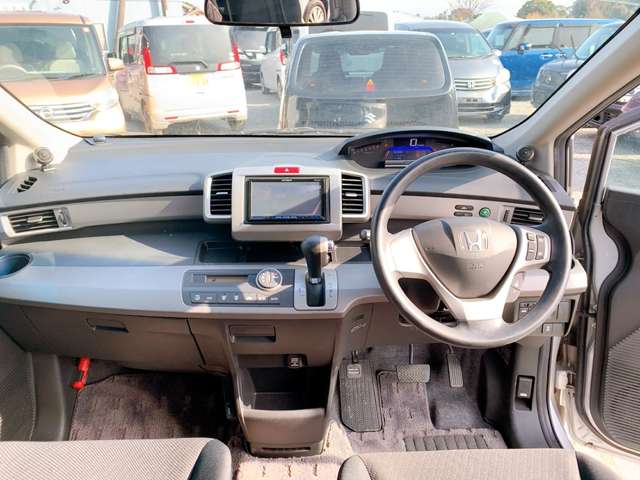 ホンダ フリード　ハイブリッド １．５ ジャストセレクション H24年 (九州・沖縄) 99