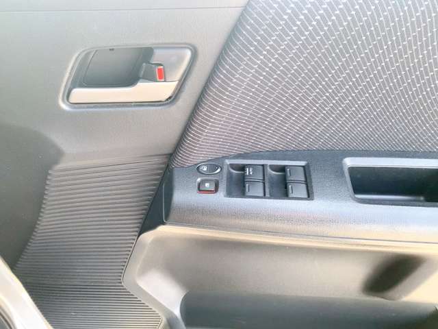 ホンダ フリード　ハイブリッド １．５ ジャストセレクション H24年 (九州・沖縄) 99