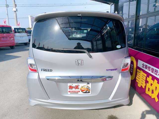 ホンダ フリード　ハイブリッド １．５ ジャストセレクション H24年 (九州・沖縄) 99