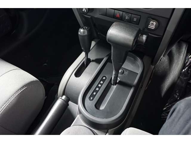 ジープ ラングラー サハラ ４ＷＤ H21年 (北海道) 99