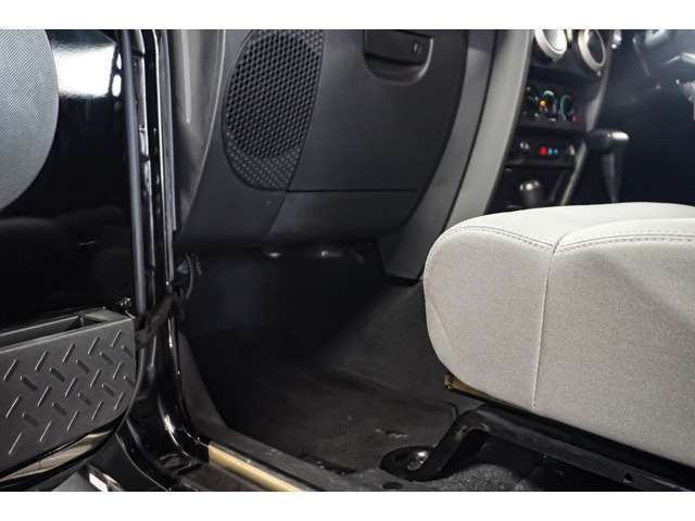 ジープ ラングラー サハラ ４ＷＤ H21年 (北海道) 99