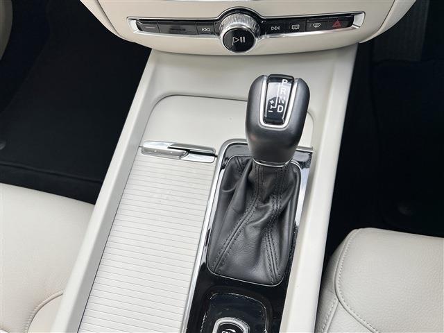 ボルボ Ｓ６０ Ｔ４　モメンタム R2年 (東北) 99