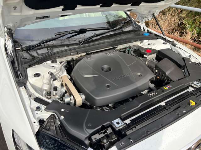 ボルボ Ｓ６０ Ｔ４　モメンタム R2年 (東北) 99