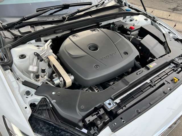 ボルボ Ｓ６０ Ｔ４　モメンタム R2年 (東北) 99