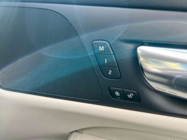 ボルボ Ｓ６０ Ｔ４　モメンタム R2年 (東北) 99