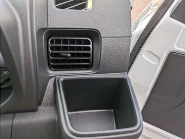 ダイハツ ハイゼットトラック ６６０ スタンダード ３方開 R6年 (関東) 99