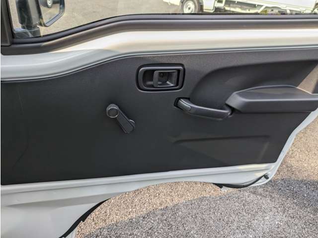 ダイハツ ハイゼットトラック ６６０ スタンダード ３方開 R6年 (関東) 99