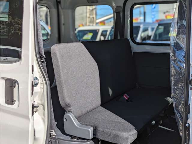 ダイハツ ハイゼットカーゴ ６６０ デラックス R5年 (関東) 99