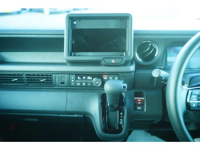 ホンダ Ｎ　ＢＯＸ カスタム ６６０ R5年 (関東) 99