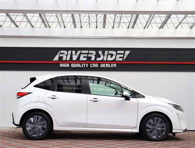 日産 ノート １．２ Ｘ R4年 (関東) 99