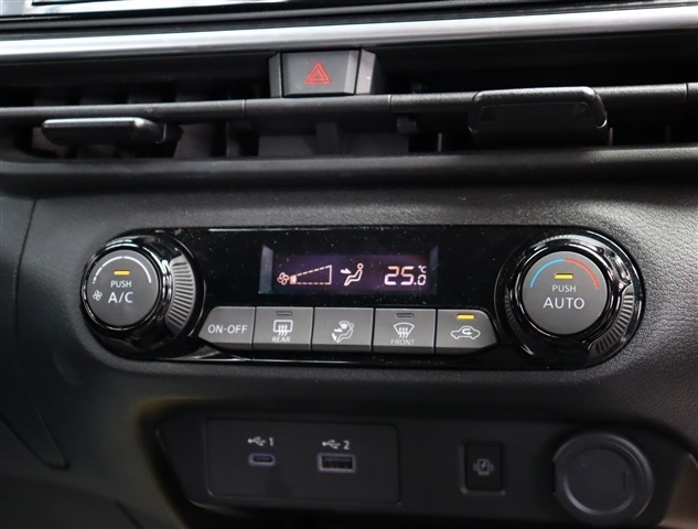 日産 ノート １．２ Ｘ R4年 (関東) 99