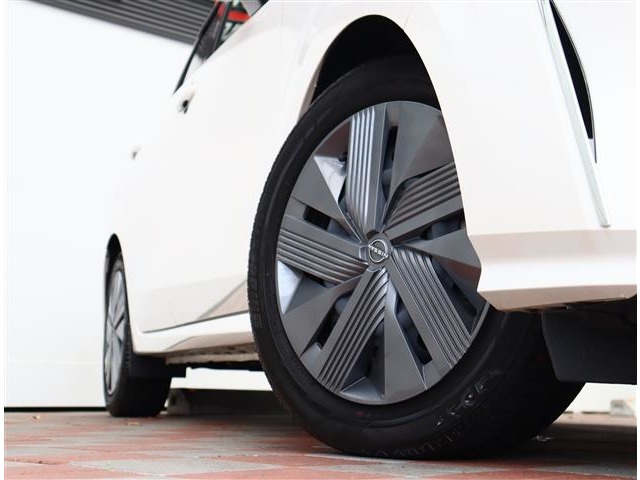 日産 ノート １．２ Ｘ R4年 (関東) 99