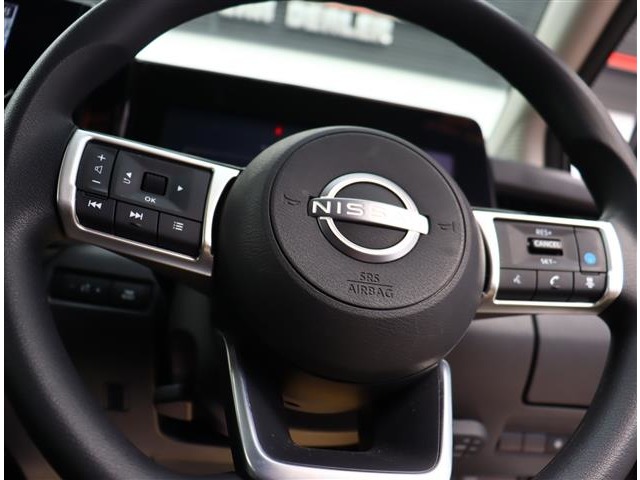 日産 ノート １．２ Ｘ R4年 (関東) 99