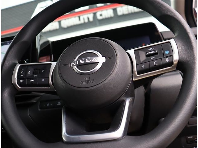 日産 ノート １．２ Ｘ R4年 (関東) 99