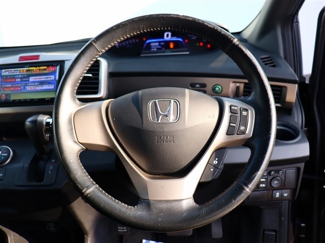 ホンダ フリードスパイク　ハイブリッド １．５ ジャストセレクション H24年 (関東) 99