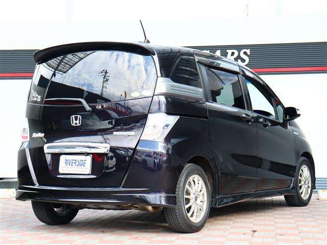 ホンダ フリードスパイク　ハイブリッド １．５ ジャストセレクション H24年 (関東) 99