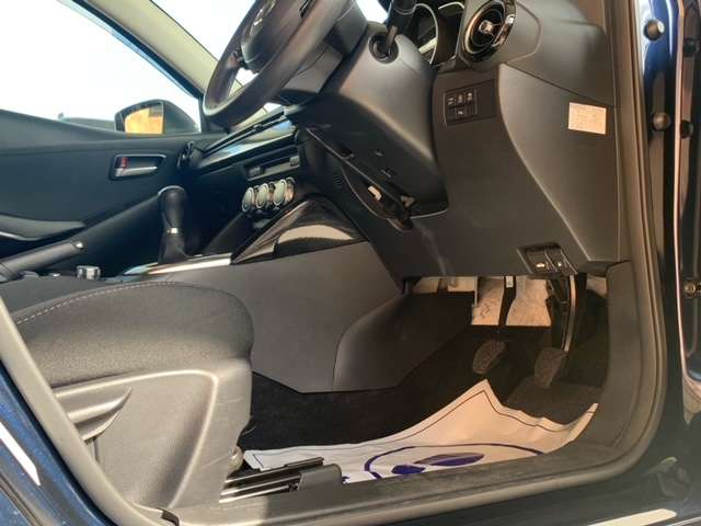 マツダ デミオ １．３ １３Ｓ H30年 (東北) 99