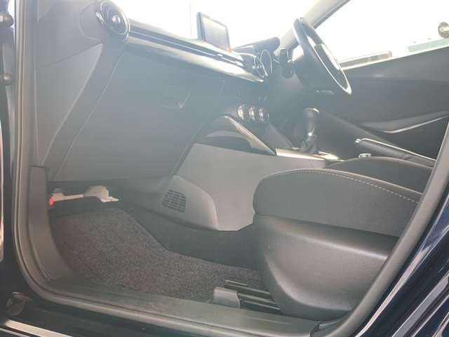 マツダ デミオ １．３ １３Ｓ H30年 (東北) 99