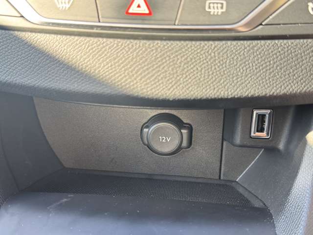 プジョー ３０８ アリュール ブルーＨＤＩ ディーゼルターボ H29年 (東北) 99