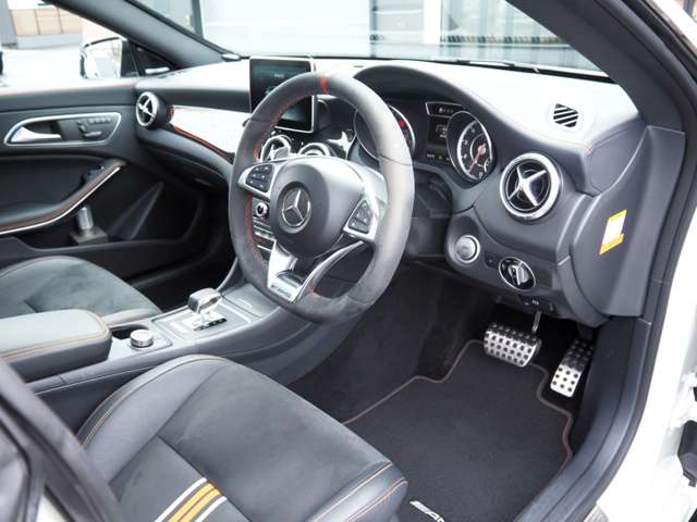 ＡＭＧ ＣＬＡ　シューティングブレーク ＣＬＡ ４５ ４マチック オレンジアート エディション ４ＷＤ H27年 (近畿) 99