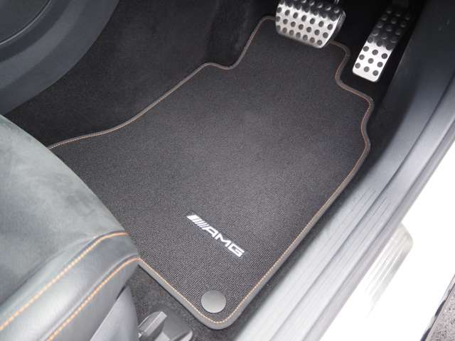 ＡＭＧ ＣＬＡ　シューティングブレーク ＣＬＡ ４５ ４マチック オレンジアート エディション ４ＷＤ H27年 (近畿) 99