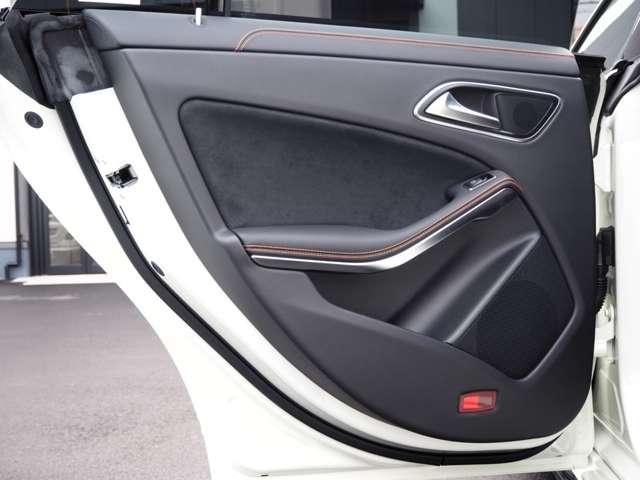 ＡＭＧ ＣＬＡ　シューティングブレーク ＣＬＡ ４５ ４マチック オレンジアート エディション ４ＷＤ H27年 (近畿) 99