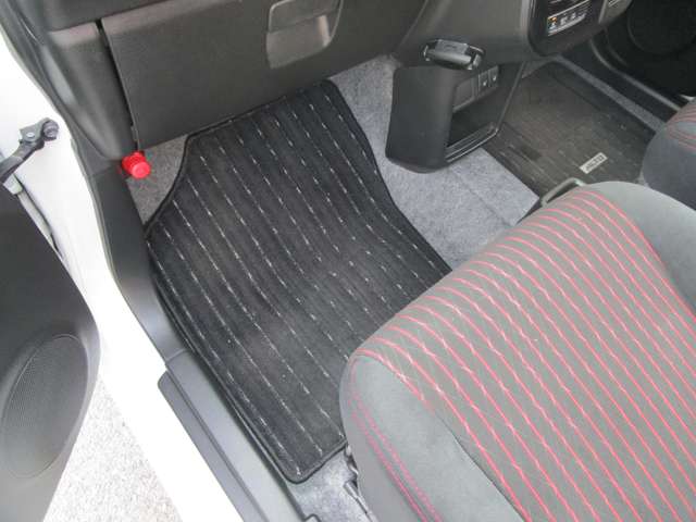 スズキ アルト ６６０ ターボＲＳ オートギヤシフト ４ＷＤ H27年 (中国) 99